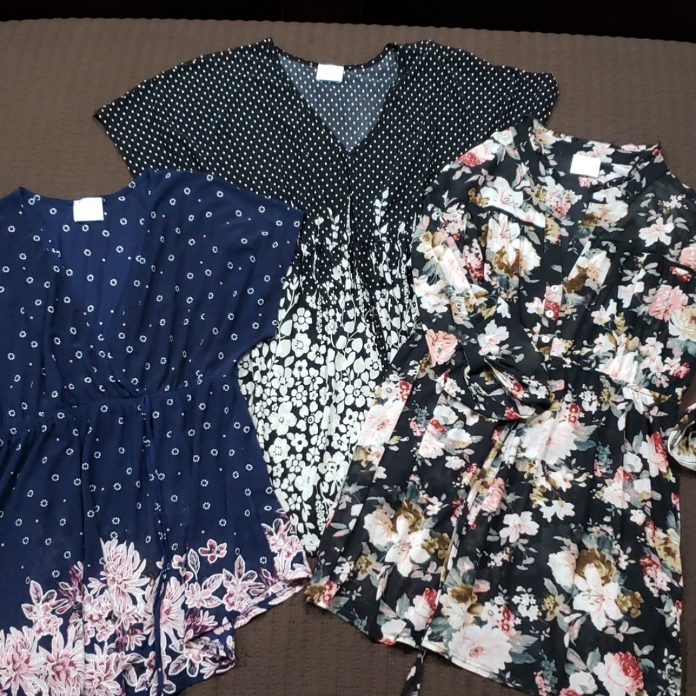 Maternity Top lot